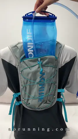 เคยวิ่งแล้วของในกระเป๋าเปียกไหม? ลองเป้กันน้ำของเรา วิ่งลุยฝนได้ไม่ต้องห่วง!💙☔️#aonijie #วิ่งออกกําลังกายร #Running #backpack #กระเป๋าวิ่ง #สุขภาพดี #วิ่งตอนเช้า #วิ #กันน้ํากันเหงื่อา #มาราธอน #trailrunning #runninggear #tiktokshopthyp #fyp 