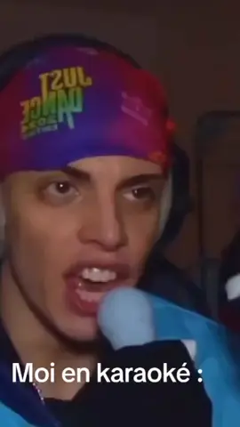 • Anyme qui fait un Karaoké 🤪 #anyme #karaoké #drole_videos #anymesvideos #anymetrending #faitemoipercewesh 
