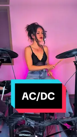 #drumcovertiktok #drummer #drummergirl #acdc #femaledrummer 