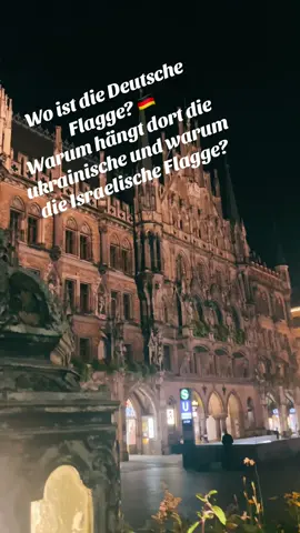 Wo ist die deutsche Flagge? Where is the German flag? ¿Dónde está la bandera alemana? Dov'è la bandiera tedesca? Onde está a bandeira alemã? #munich #marienplatz #rathausmünchen #flaggezeigen #deutschland @Dieter Reiter @SPD im Bundestag @SPD München 