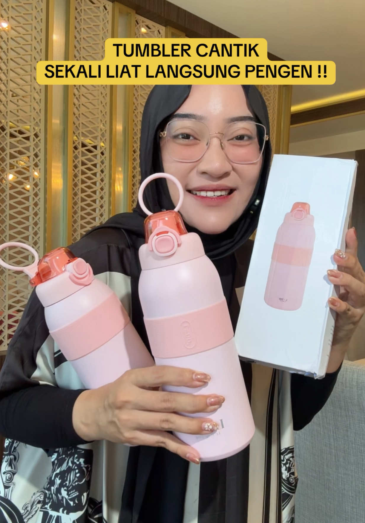 Astaga! Tumbler murah ini kualitasnya GILA BANGET 😱 Sekali liat langsung jatuh cinta 💕 Harga receh, rasa premium!. . #tumbler #tumblersoftiktok #promoguncang99 #gajiansale  #ModalKontenDoang  