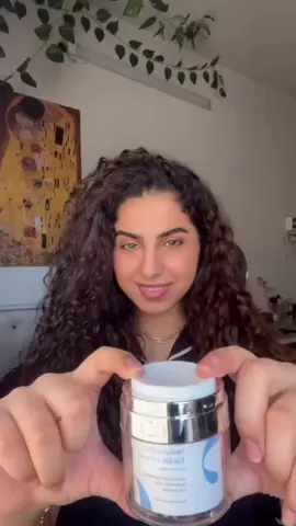 مرطب كوزمو لايف الطبي ❤ اللـي يميز مرطب كوزمو  هو الامتصاص السريع وعدم غلق المسامات في الوجه وعدم احتواءه على مهيجات البشرة وعدم احتواءه على الزيوت كما ويحتوي على الهايلرونك اسـد   يتغلغل بعمق ويترك ترطيبا لطيفا طول النهار   مناسب للترطيب بعد استخدام الغسولات التي تجفف البشره   مناسب للبشره المتهيجه والمتقشره بسبب الجفاف   يمكن استخدامه كمرطب اساسي  قبل المكياج  (خال من العطر ، خال من الزيوت )  كل لـون مخـصص لبـشرة معيـنة                     🥰عنوان للكوزمتك🥰 ‏‎‏‎‏‎‏‎#كوزمتك_الاناقةوالجمال/#بغداد/#الكريعات #الفلكةساحةالصدرين ‏‎‏‎‏‎‏‎#تجهيزصالونات_الحلاقة_والعرائس_بأسعارالجملة ‏‎‏‎‏‎‏‎#انسب_الاسعار #اي_شيء_جديدوحصري_تجدونه_ ‏‎‏‎‏‎‏‎#لدى_كوزمتك_الاناقةوالجمال#الاصلي_والخبرةالعالية‏ ‏‎‏‎‏‎‏‎للطلب والاستفسار مراسلة البيج او الاتصال على الارقام التالية واتس اب ‭  ٠٧٨٨ ١٨٢ ٢١١١‬ ‏‎‏‎‏‎‏‎آلُثـقة ❣ۈإآلُتـ,مـيَزً ❣۶نۈإآننإآ ‏‎‏‎‏‎‏‎رابط الخريطة الجي بي اس للوصول السلس للكوزمتك ‏‎‏‎‏‎‏‎كوزمتك الاناقه والجمال ‏‎‏‎‏‎‏‎‏https://goo.gl/maps/p5EMVgufEhjmUX3c7 ‏‎‏‎‏‎‏‎صفحتنا في تيك توك kozmtk67 ‏‎توصيل داخل الكريعات  ٢٠٠٠‎‏‎‏‎ ‏‎توجد خدمة توصيل بغداد ٥٠٠٠ المحافظات ٥٠٠٠ ‏‎‏‎‏‎‏‎توصيل بغداد خلال٢٤ساعه المحافظات ٤٨ ساعه ‏‎‏‎‏‎‏‎الرجاء 😊 تصفح 👀 الصفحة 📱💻 ومشاهدة ‏‎‏‎ #كوزمتك #الجميع #اكسبلورر_فولو ‏‎#بيجات_عراقية ‏‎‏‎#بيج_اهل_بغداد #بيج_للوطن_العربي_جميع_الدول  ‏‎#منحفات_عطور_مكياج_بديكير_منكير_مسمنات_مسرح_شعر_معالج_شعر