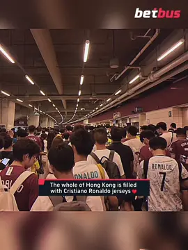 The whole of Hong Kong is filled with Cristiano Ronaldo jerseys.#cristianoronaldo #fyp #foryoupage #betbus 