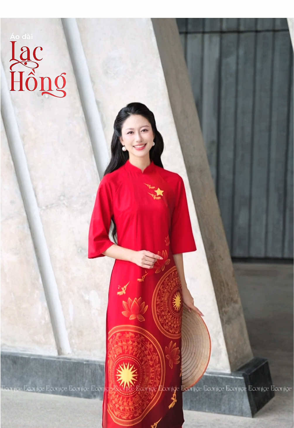 Áo dài Lạc Hồng tự hào đồng hành cùng nàng trong dịp 2/9 ạ #aodai #quockhanh #80namquockhanh #econice 