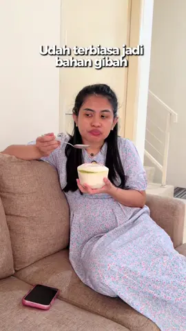 Roto-roto sing ngotot ngerasani awakmu iku wong terdekat sing mangkel uripe gaiso koyo awkmu rek heheheheheh. Wis lek pengen rambute apik instan gak perlu nang salon langsung CO ae dikeranjang kuning rek