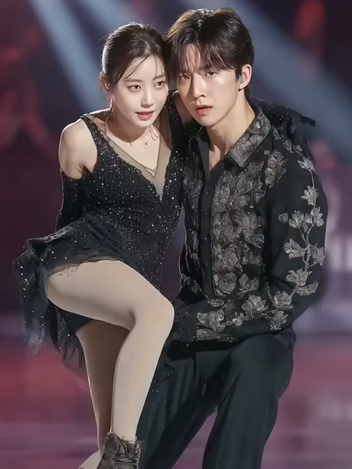 ✨️안무중 급똥주의! #겨커플✨️#figureskating #フィギュアスケート #kpop #aiartmodellookbook #dance #shorts #피겨스케이팅 #피겨명장면