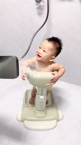 Cho bé tắm dễ dàng #giadungtienich #gidungthongminh #giadung 