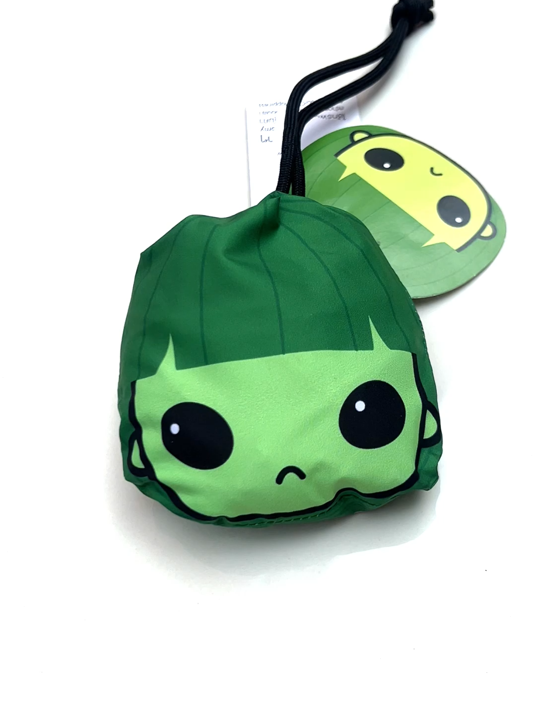 This small green bag..is sure to bring you luck. 💚 สีเขียว..ใบเล็ก..แต่เหนี่ยวทรัพย์💚 #Mimi #MimiGirl #Mimiกระเป๋ากลมพับได้