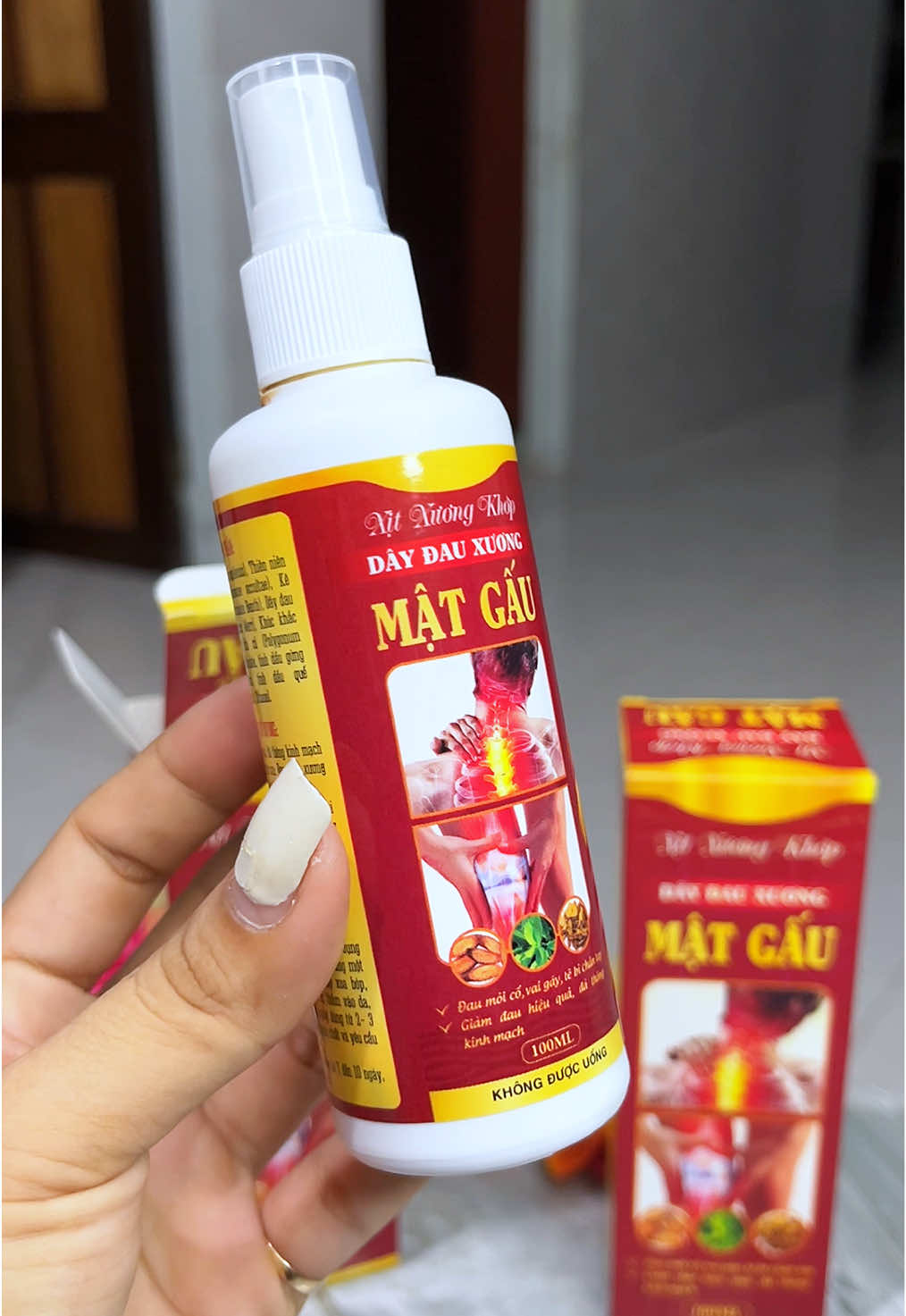 Xịt xương khớp mật gấu giảm đau mỏi vai gáy, đau nhức xương khớp, đau cơ, tê bì chân tay  @Tiệm nhà Phương Chi  @Tiệm nhà Phương Chi  @Tiệm nhà Phương Chi #xuhuong #tiemnhaphuongchi #daumoivaigay #daunhucxuongkhop #tebichantay 