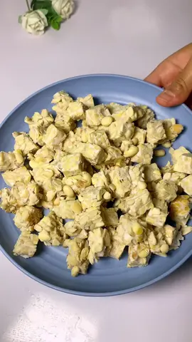 Tempe asam manis Bahan  Tempe Telur Bumbu marinasi Tepung serbaguna Bahan bumbu Bangmer  Bangput Bawang pre (opsional) Saos sambal Saos tomat Kecap #resepsimple #fyp #fyppppppppppppppppppppppp 