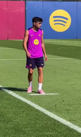 Your daily masterclass from Pedri 🪄 #pedri #fcbarcelona🔵🔴 #training #magictrick #barca 