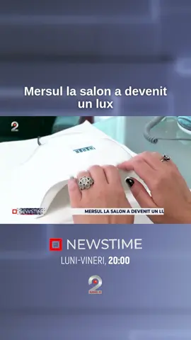 Mersul la saloanele de înfrumusețare a devint un lux! ▪️Tarifele au crescut cu 14% față de anul trecut, arată datele Institutului Național de Statistică. ▪️Cu toate astea, înfățișarea este importantă, spun oamenii. ▪️Chiar dacă resimt scumpirile, îngrijirea personală este o necesitate, nu un moft spun cei mai mulți oameni. #newstime #kanald2 #merslasalon #lux #scumpiri #tarifemarite #statistica #ingrijire 