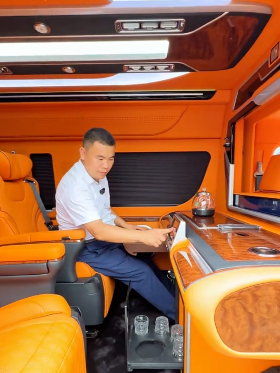 The wait is over – HiAce 2025 is here! ⏰🚐