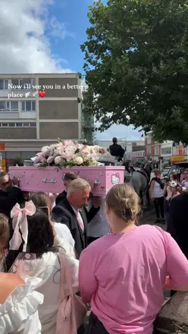 i miss you so much mia your in a better place now then you was in ❣️i love you #forever11💔😭 #mia #flyhighmygirl #iloveyou #fyp @Cabhan.smith @𝐭𝐞𝐠𝐚𝐧💗 @Leahh🤪 @️ @️ @️ @𝐤𝐞𝐢𝐫𝐚⚜️ @𝐎𝐋𝐈𝐕𝐈𝐀𝐅𝐋𝐎𝐑𝐄𝐍𝐂𝐄🍒 @aaliyahᥫ᭡ @𝐑 ꨄ @𝓼ᥫ᭡. 