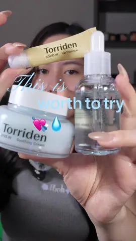 ini lhoo #1 hydrating serum di olive young🫒🇰🇷🩵 finally nyobain and it is sooo worth the hype! 🥹 now available on tiktok & 🍊 indo! acne-prone sensitive skin girlies wajib coba💋@Torriden Indonesia #koreanskincare #Torriden #TorridenIndonesia #DiveInSerum 
