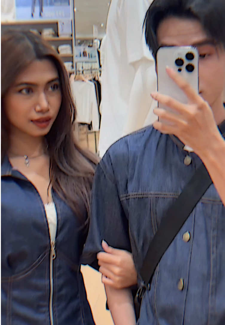 Day 1 jadi couple tiktokers plis komen spill outfit kita🙏🏻 #fyp #koreanoutfit #outfitinspo #koreanstyle #outfitcouple 