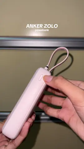 10000mAh anker powerbank ✨🩷 I love the color! super fast charging nito, I swear! Worth the budol talaga 😩✨ #ankerpowerbank #anker #powerbankviral #powerbankrecommendations 