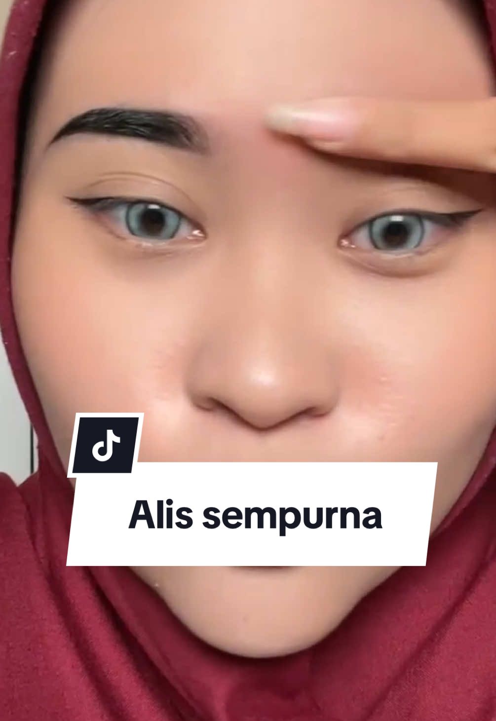 Replying to @Delfi Yenti punya alis natural cuma pake Henna Alis browie #promoseruweekend #browie #hennalis #browtint #fyp 