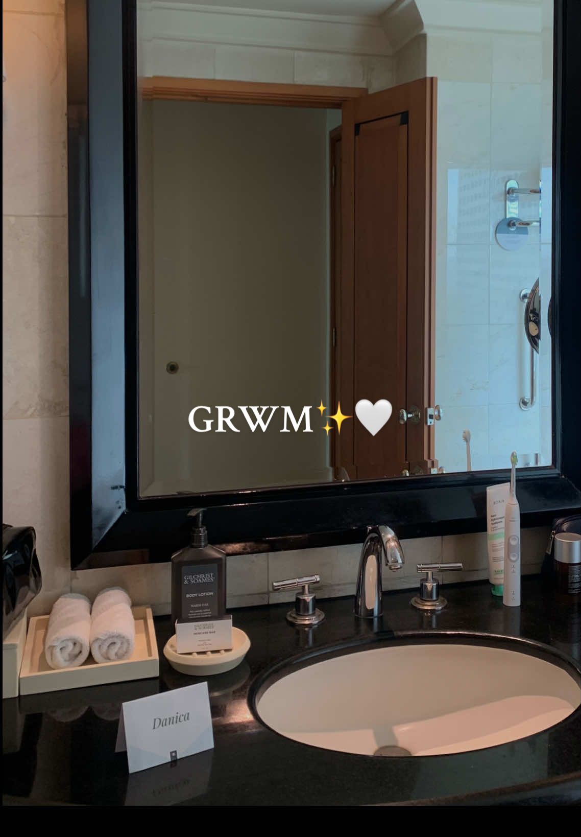 a very realistic #grwm 