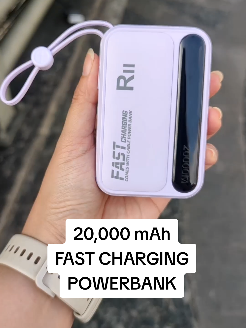 Original 2000mah Fast Charging Power Bank. Pwede nagcharge hanggang 4x full charge depende sa Battery Capacity. #powerbank #fastchargingpowerbank #minipowerbank #musthave #originalpowerbank 