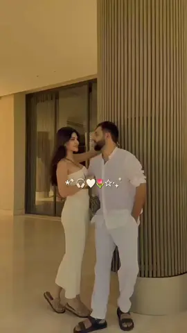 #بعمري_شاريك_وعيني_عليك😍 #مجرد________ذووووووق🎶🎵💞 #nada_hamo 
