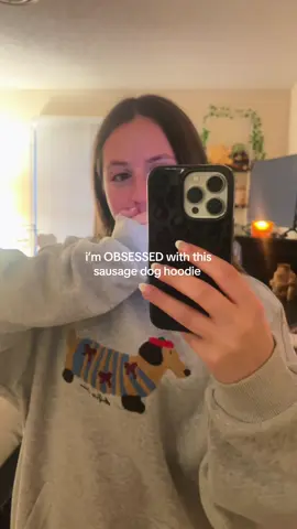 UGH i love it #dachshund #fashion #OOTD #outfitinspo #hoodie 
