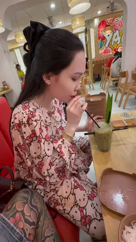 Bộ màu e mặc màu s4 nhe chị em... #tiktok #xuhuong 