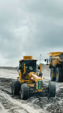 Kegiatan anak laki-laki yg gak kebagian telur gulung 👷🫀🧠❤️‍🔥🔥 #fyp #fypシ #masukberandafyp #tambangbatubarakalimantan #vibestambang 