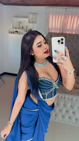💙✨ #fyp #foryoupage #foryoupageofficiall #desi #saree #explorepage #onemillionaudition #srilankan_tik_tok🇱🇰 