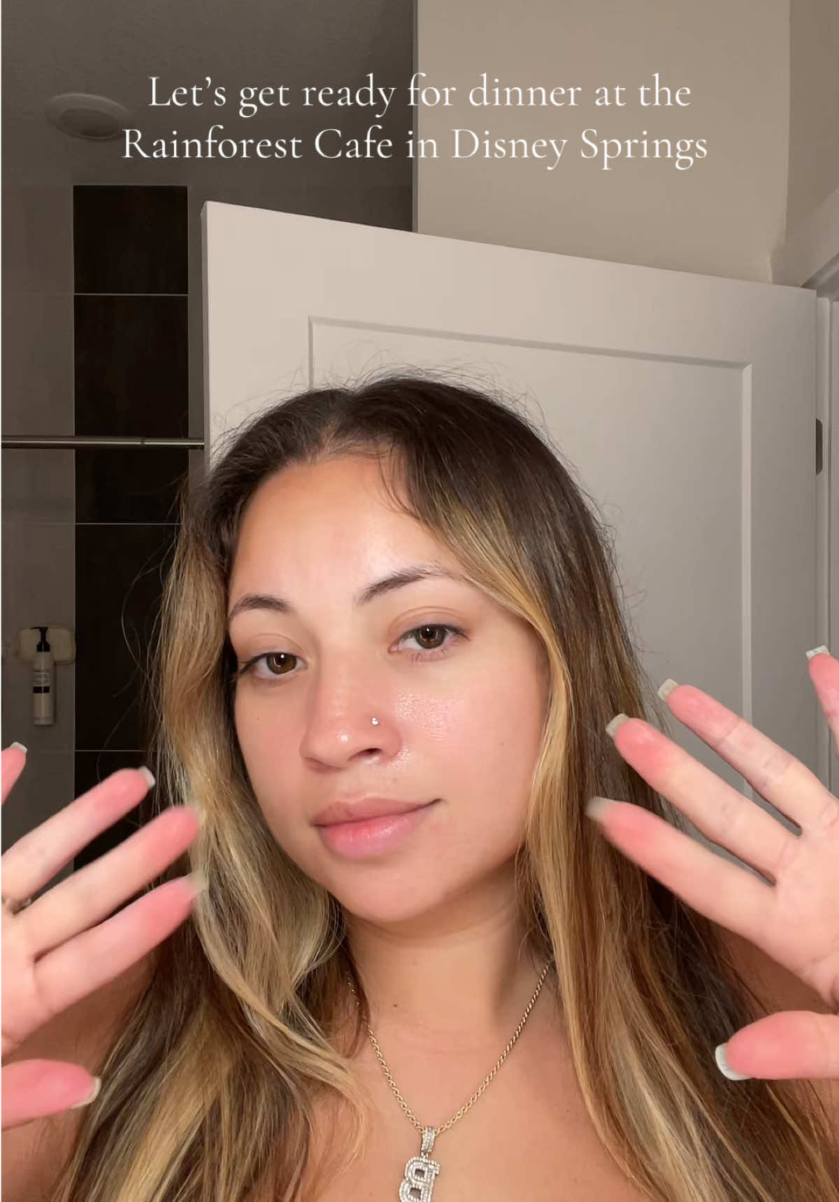 Simple natural glam 💕 @NYX Professional Makeup @loréal paris usa @Morphe Cosmetics @Charlotte Tilbury @madebymitchell #makeuptutorial #makeuptok #makeup 