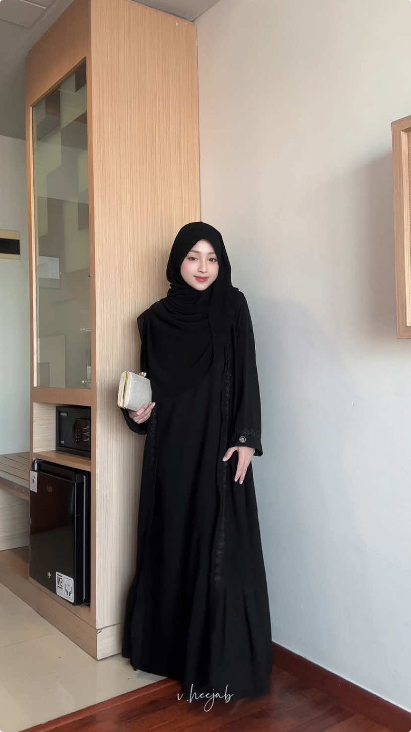 #promoseruweekend #rekomendasi #outfit #abaya #abayastyle #abayagirls #abayafashion #abayahitam #rekomendasioutfit #fashionmuslimah #fashion #masukberanda #outfitideas #outfitinspo #abayadubai #fashiontiktok #muslimah 