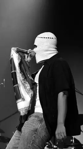 بسأل عليكي وعينيكي تاهوا مني فين؟❤️😍 #توليت #راب_مصري #tul8te #rap3arab #iconic_rap 