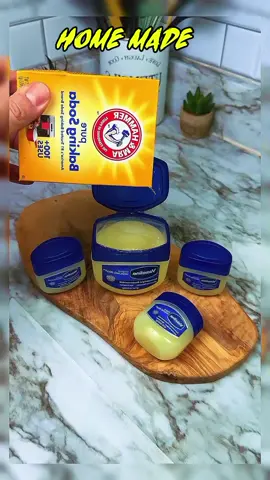 Mkx Vaseline with baking soda results will surprise you#KitchenHacks #homehacks #lifehacks #fypシ #soft 