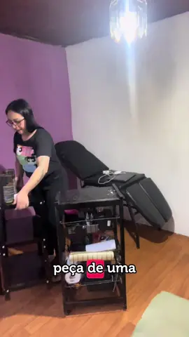 Organizando meu novo cantinho de tattoo 🖤                          #tattoo #tatuadora #iniciante 