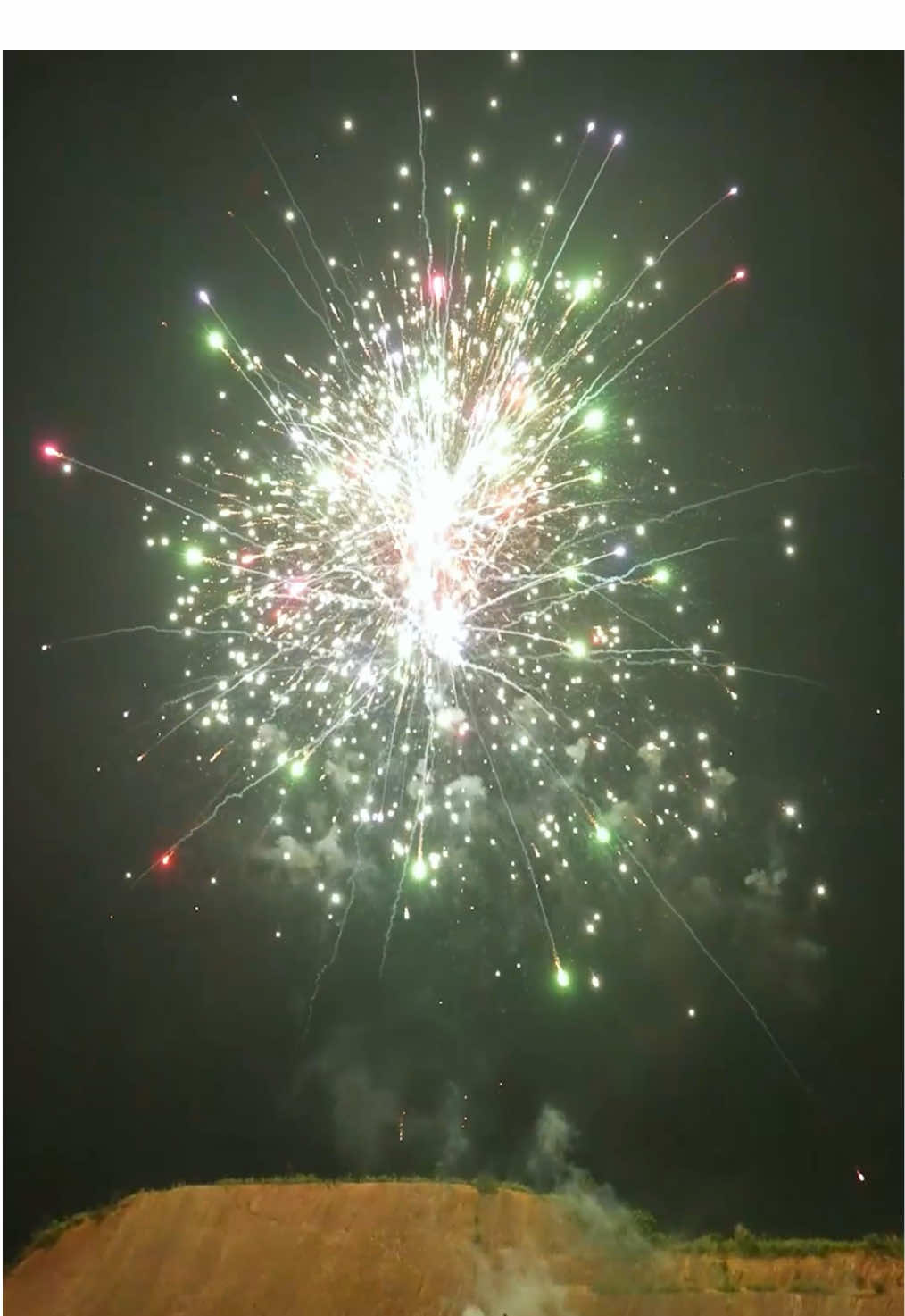 Wow😍😍#bungaapi #fireworks #foryou #malaisiya 