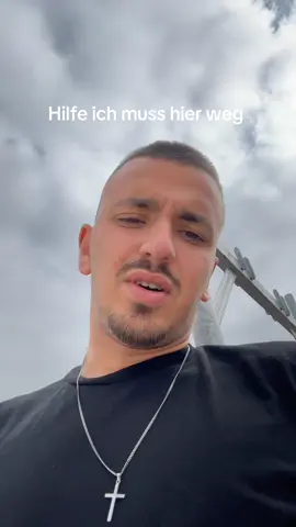 Bin verwirrt 😵‍💫.                             #bau #fyp #spaß #musik #maurer 