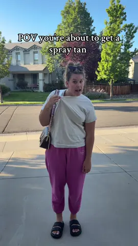 POV: me in my official spray tan uniform 👚🩳✨  #spraytanfit #GlowUp #bronzedbabe #selfcaremoment #aesthetic
