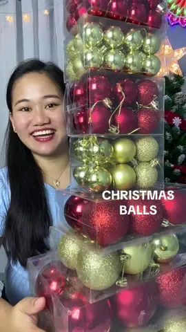Christmas Balls✨🎄 ☑️3 designs per box  ☑️shiny and glittery  ☑️have different sizes #christmasball #christmasornaments #christmasdecorations #christmasdecor #christmastreeornaments 
