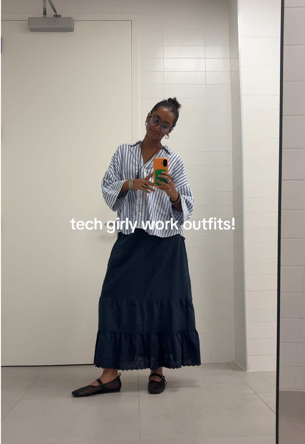 This is probably the most work appropriate I’ll ever dress for my job so I’m taking advantage of it #firstweekofwork #Tech #outfitinspo #newyorkcity #model 