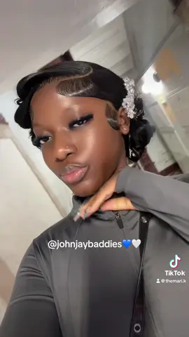 ig - themari.k , let's be friends ❤️  #johnjay #foryoupage #freshmanyear #africangirl 