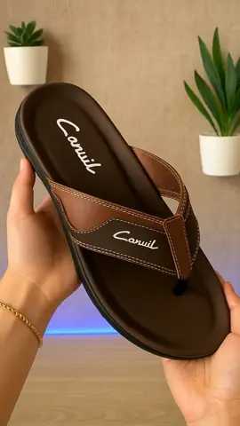 Bro, masa masih pake sandal jadul? Upgrade dong.  #fypシ゚viral #ootdstyle #masukberanda #viralproducts #ootdcowok 