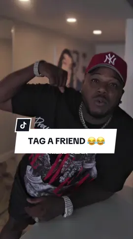 TAG THAT FRIEND 😂😂 #fyp #foryoupage #friend #friends #bestie 