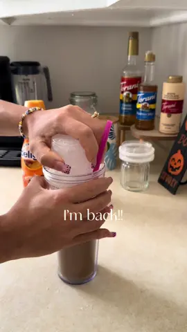 I’ve missed you all! 🩷 first vlog back before fall starts! Finally settled into my new house!  🤍 🤍 #goodmorning #morningroutine #Vlog #dayinmylife #newhome 