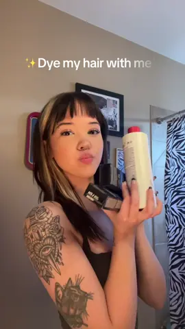 colour blocking drives me crazy but i love it #hairtok #hairtutorial #fypシ゚ #blackhair #blonde 