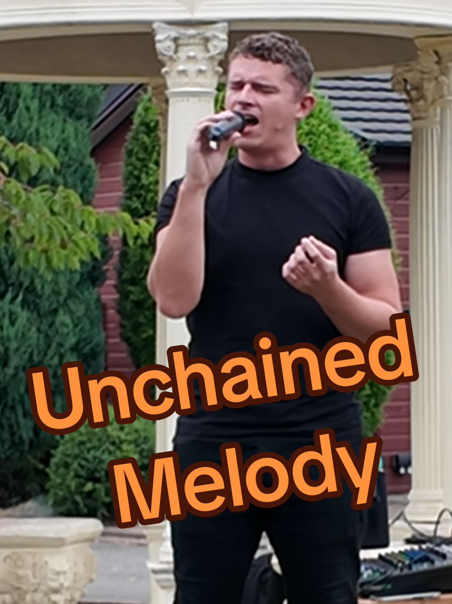 Here's a new song that I've recently aded to my set Unchained Melody 🙏😁 #singer #vocalist #foryou #fyp #vocals 
