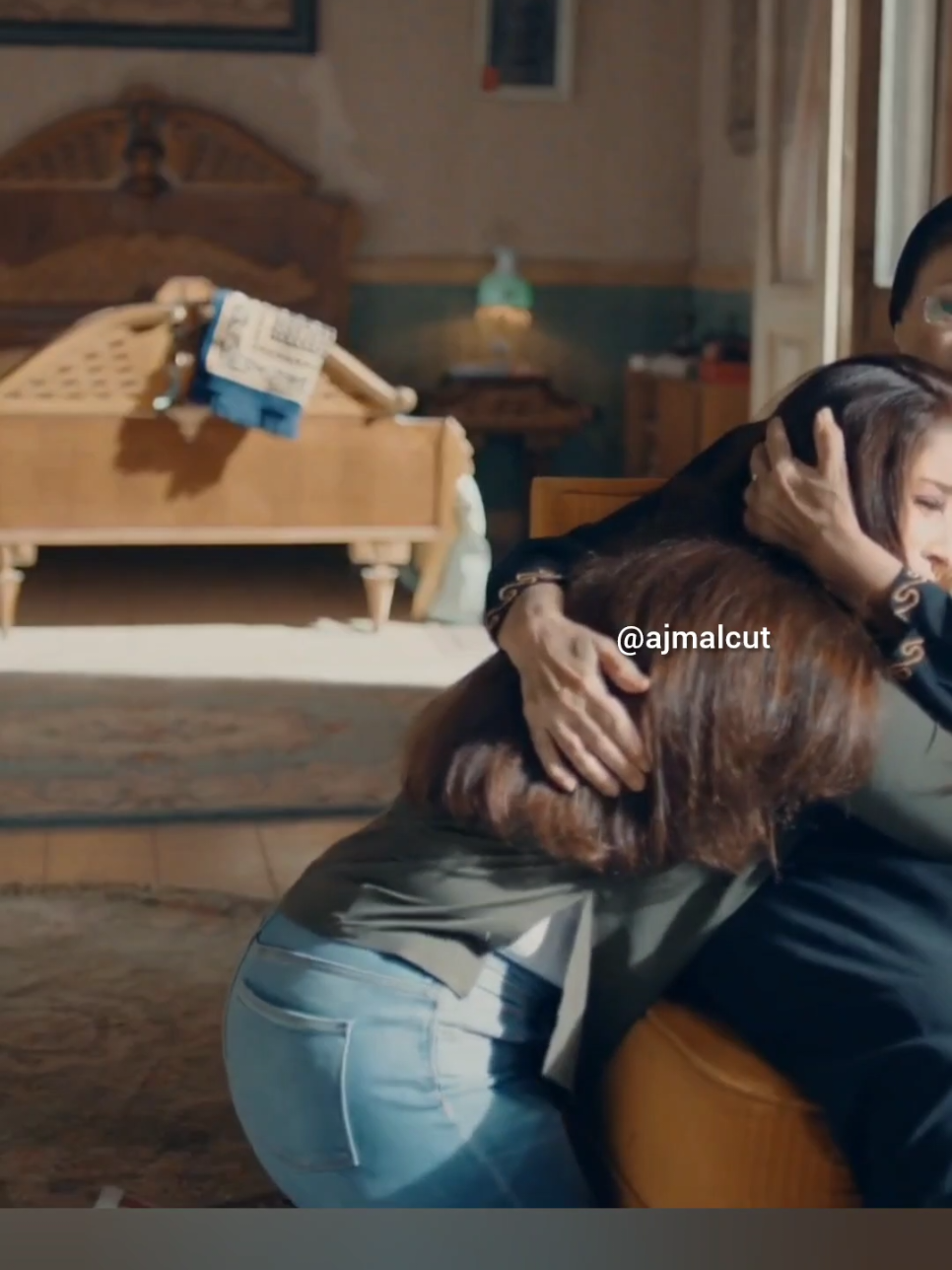 لقطات ايتن عامر  #ايتن_عامر #فنانات #ممثلات #مصر 