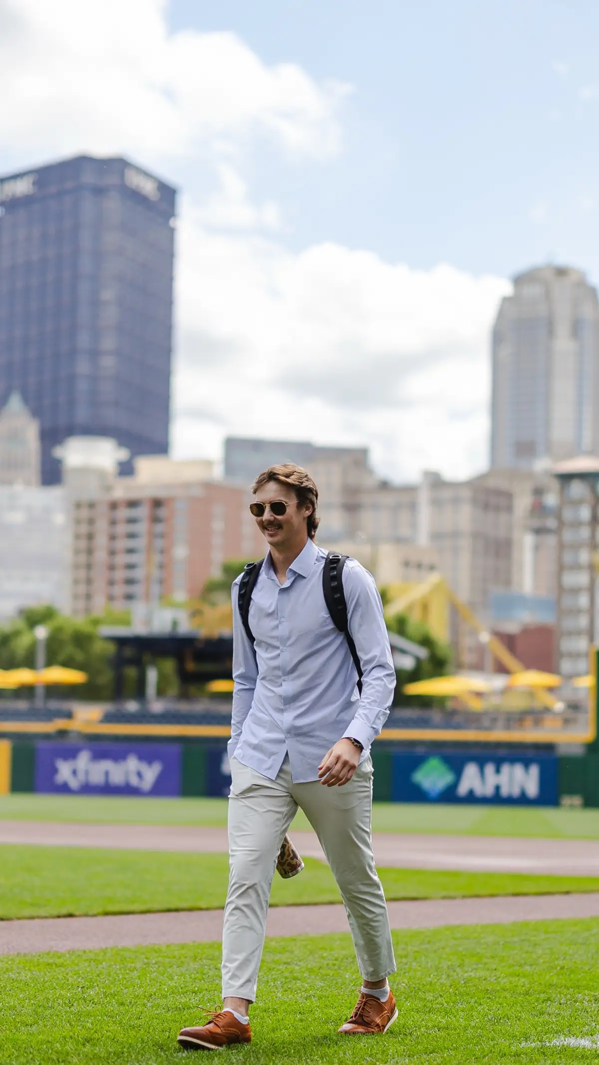 Bubba Chandler is in the building 👀  #MLB #baseball #pittsburghpirates #pittsburgh