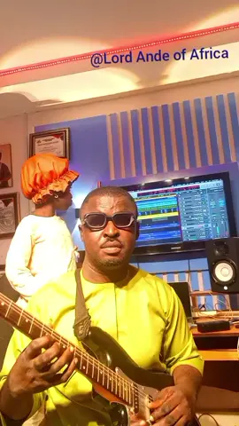 Warning ⚡: This guitar riff might get stuck in your head all day! Who’s ready to dance with the strings? 💃🏽🕺🏽#AfricanGuitar #HighlifeMusic #GuitarMagic #AfroGroove #FingerstyleVibes #GuitaristLife #MusicThatSpeaks #GlobalSounds #ViralMusic #AfroJazz #FeelTheStrings #LordAnde #CelebrityLecturer