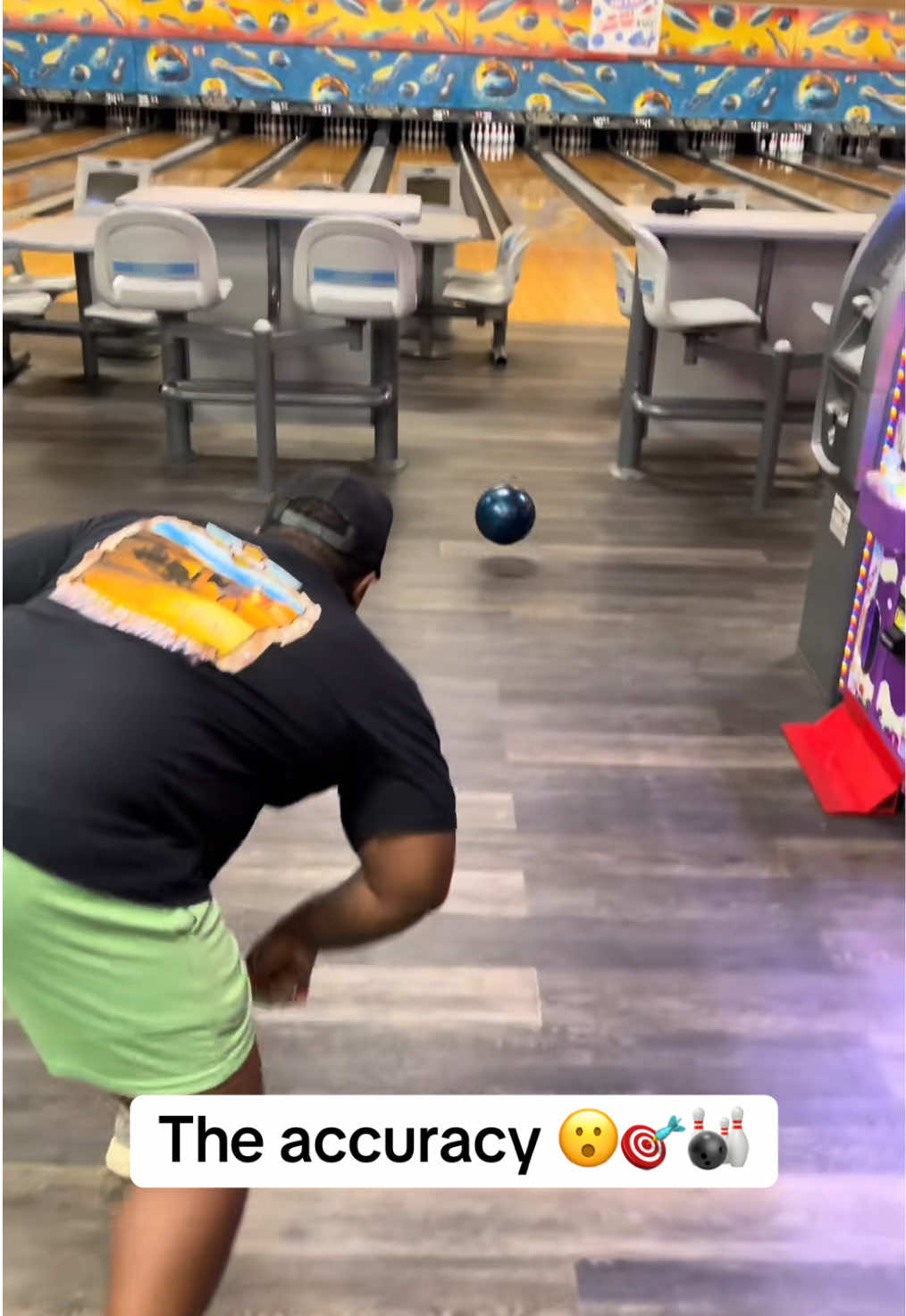 This was impressive 😮 (via @aplifestylee) #bowling #strike #espnsocial