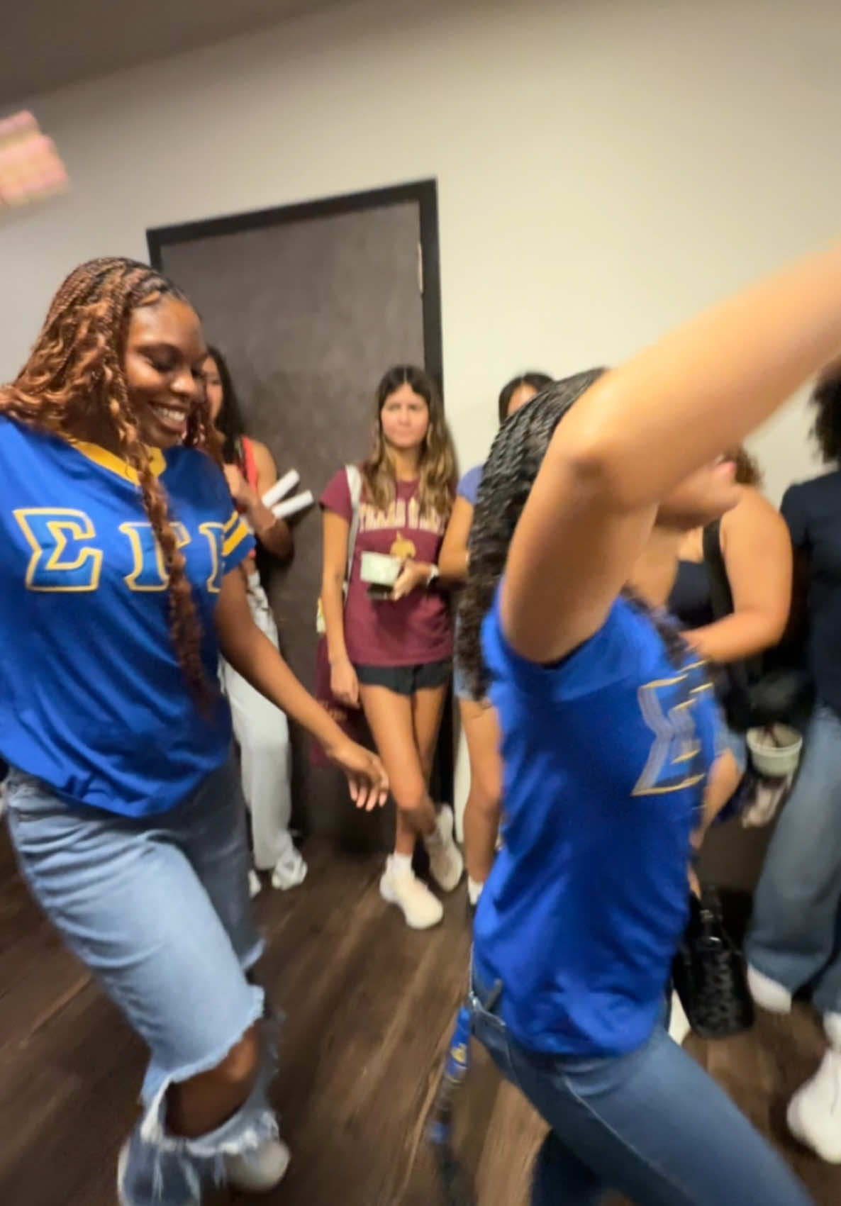 my poodle friends😝 txst starting off right! #fypシ #fyp #1922💙💛 #1922 #poodlesoftiktok #poodle #prettypoodlesoftiktok💙💛 #prettypoodle #sgrho #sigmagammarho #sgrho1922 